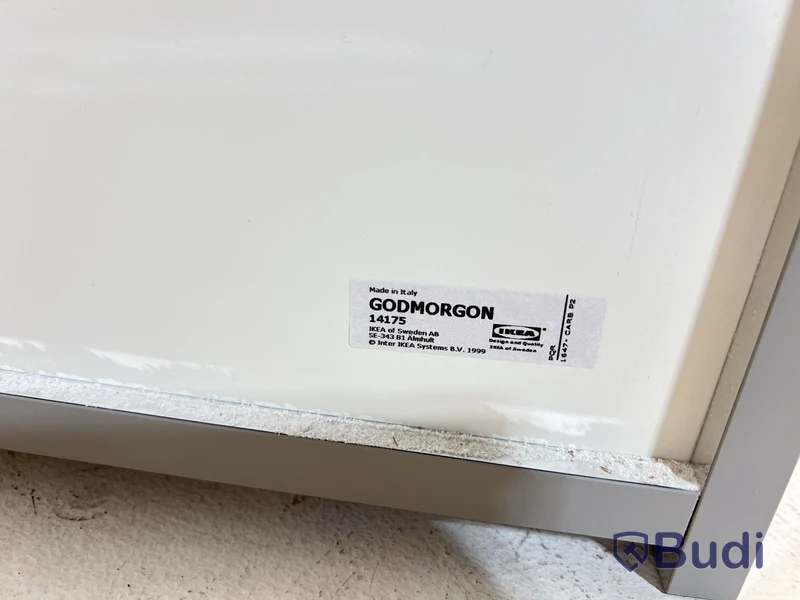 2 st. Spegelskåp Ikea Godmorgon