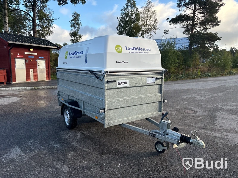 Bromsad släpvagn med kåpa Brenderup LV1000 - 2022