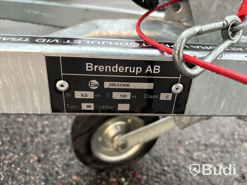 Bromsad släpvagn med kåpa Brenderup LV1000 - 2024