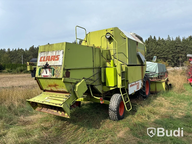 Skördetröska Claas Dominator 68