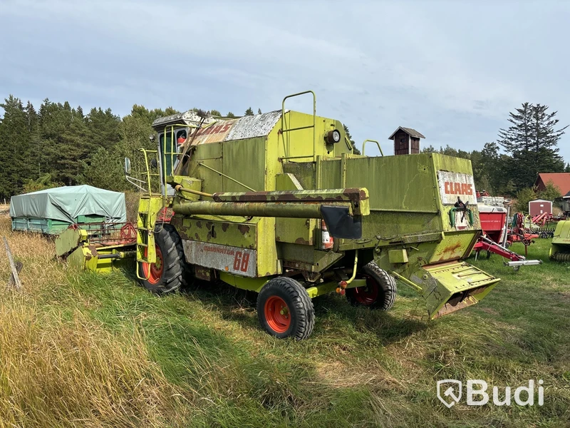 Skördetröska Claas Dominator 68