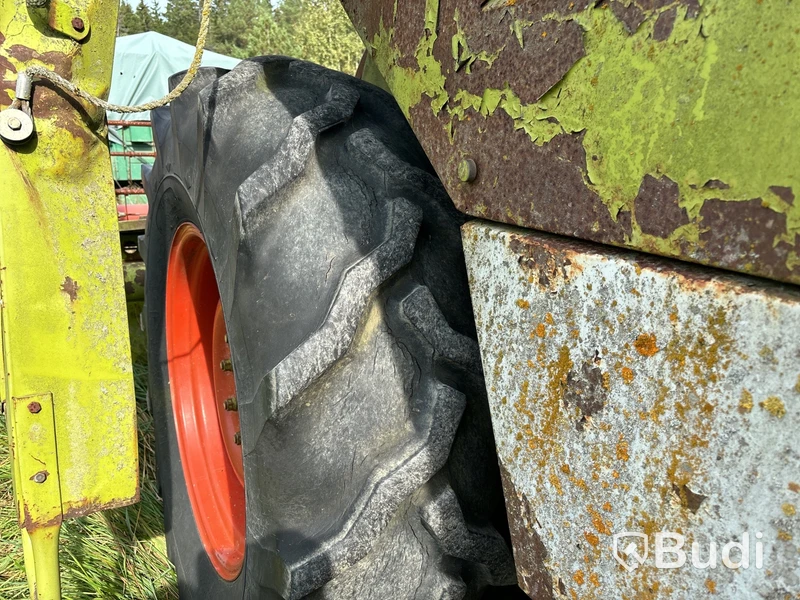 Skördetröska Claas Dominator 68