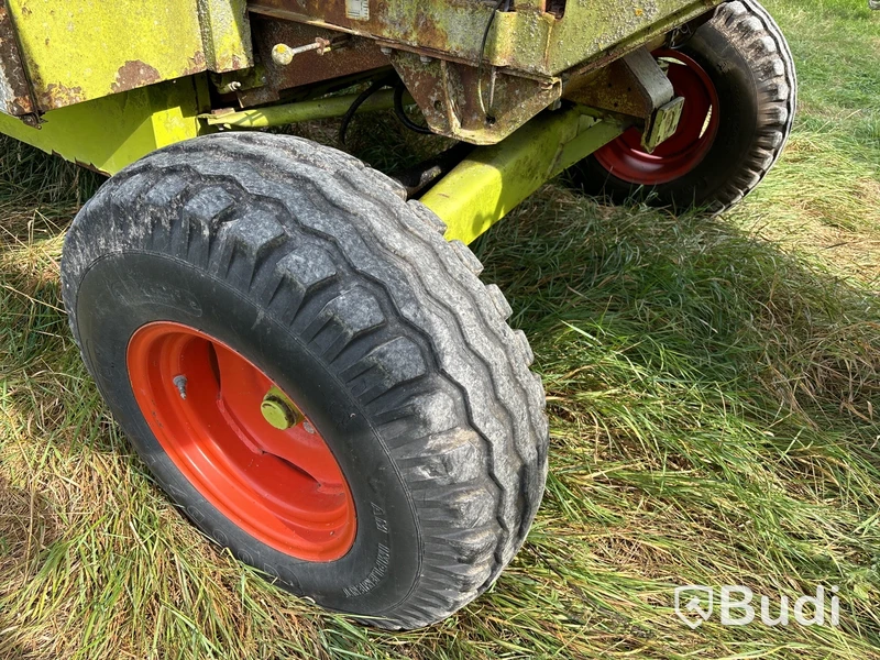 Skördetröska Claas Dominator 68