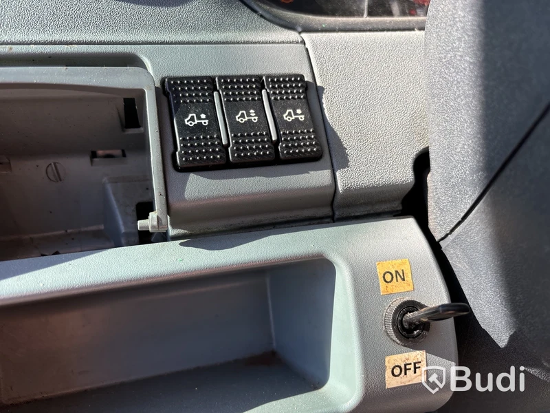 Flakbil med sovhytt Iveco Daily 35C18, -2009 - EXPORT