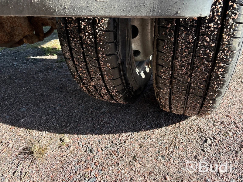 Flakbil med sovhytt Iveco Daily 35C18, -2009 - EXPORT