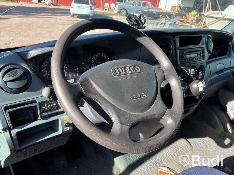 Flakbil med sovhytt Iveco Daily 35C18, -2009 - EXPORT