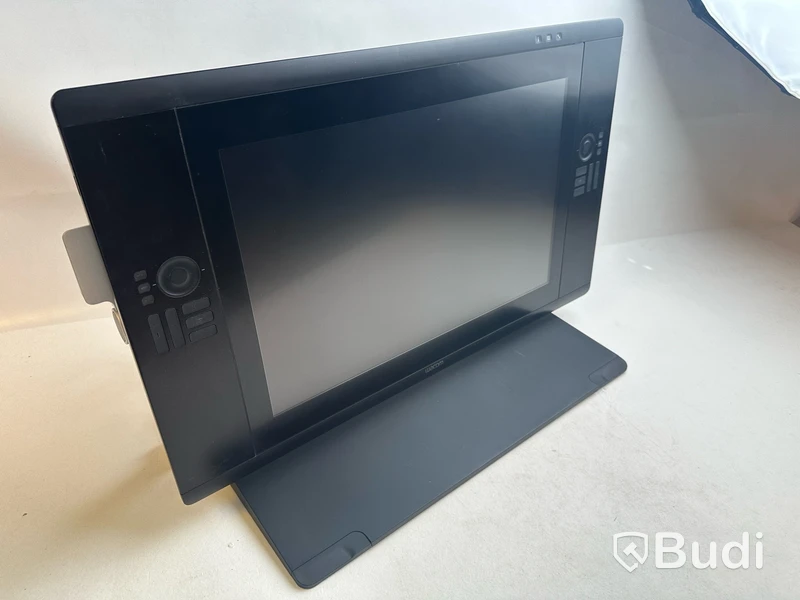 Wacom Cintiq 24Hd Ritplatta (DTK-2400). OBS! Defekt handtag.