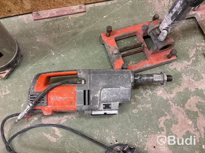 Kärnborrmaskin med stativ, Husqvarna