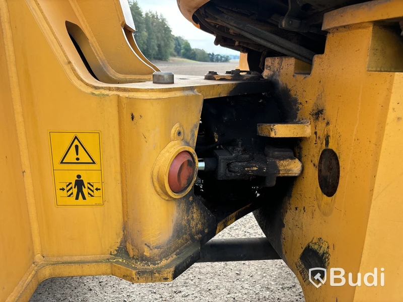 Hjullastare Volvo L45B | 6348h | 2008 | Planerskopa | Gafflar