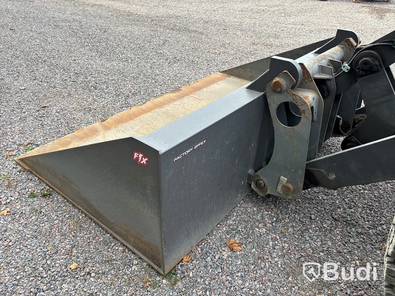 Hjullastare Volvo L45B | 6348h | 2008 | Planerskopa | Gafflar