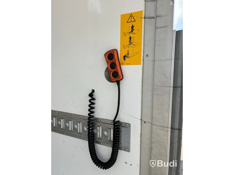 Mercedes-Benz Sprinter | 11762 mil | 2021 | Zepro | sidodörr | Protop