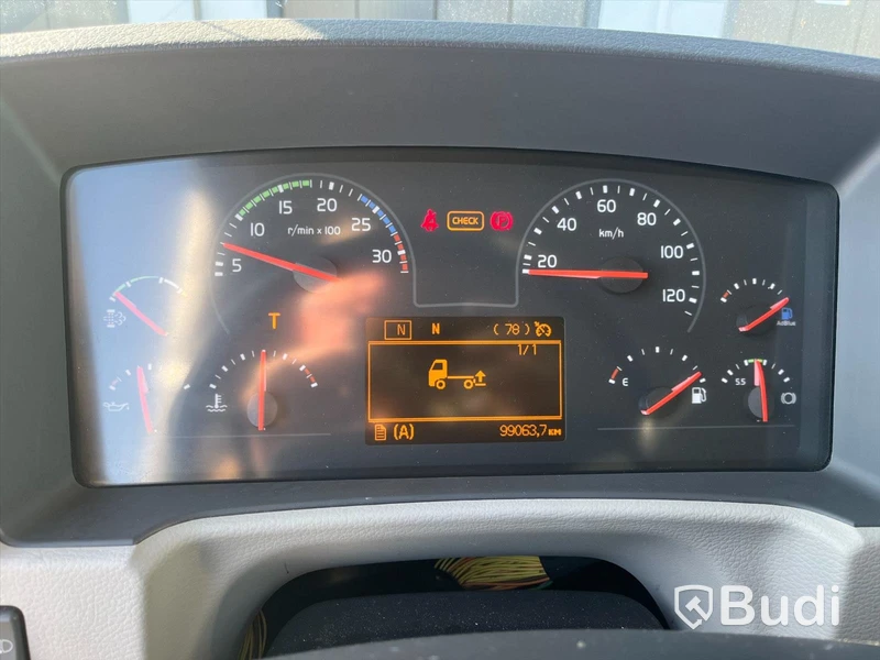 Volvo FL 210 | 9906 mil | 2018 | Zepro | värme i CAB-skåp - Momsfri försäljning EU