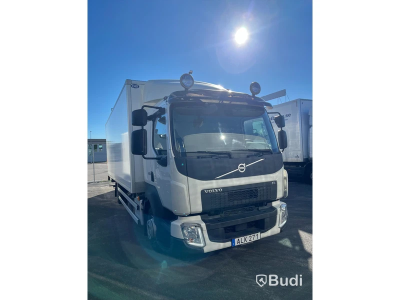 Volvo FL 210 | 9906 mil | 2018 | Zepro | värme i CAB-skåp - Momsfri försäljning EU