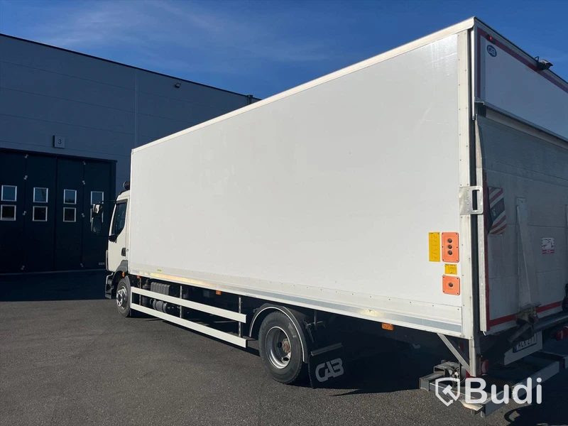 Volvo FL 210 | 9906 mil | 2018 | Zepro | värme i CAB-skåp - Momsfri försäljning EU
