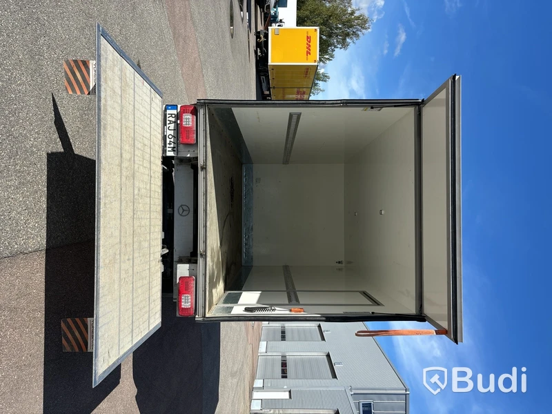 Mercedes-Benz Sprinter | 2281 mil | 2022 | Zepro | sidodörr | Ydreskåp - EXPORT