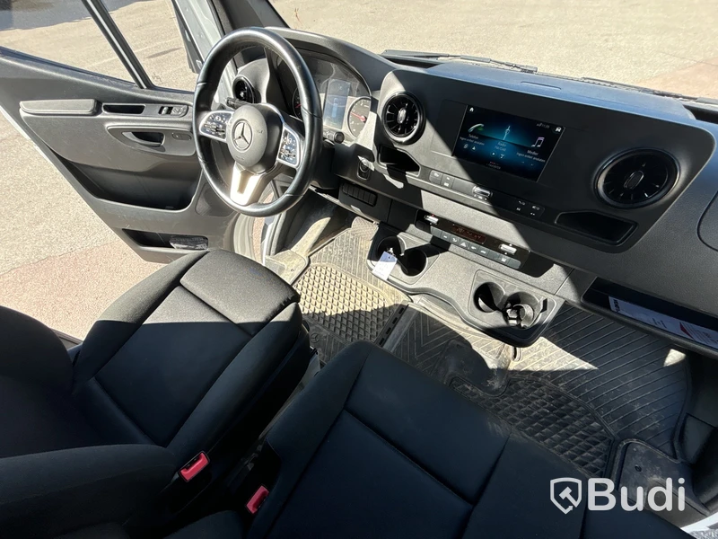 Mercedes-Benz Sprinter | 2281 mil | 2022 | Zepro | sidodörr | Ydreskåp - EXPORT