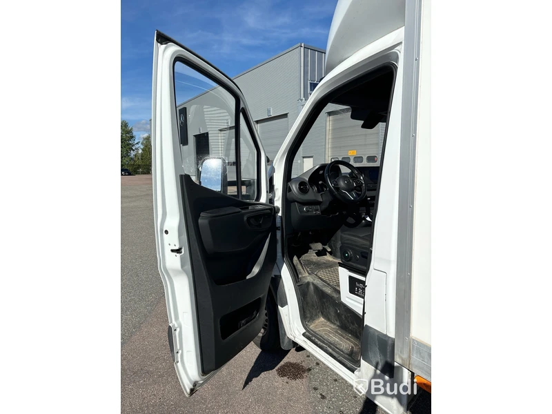 Mercedes-Benz Sprinter | 2281 mil | 2022 | Zepro | sidodörr | Ydreskåp - EXPORT
