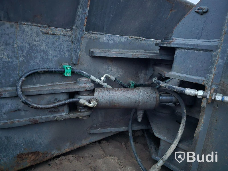 Hydraulisk slänt/planeringsskopa