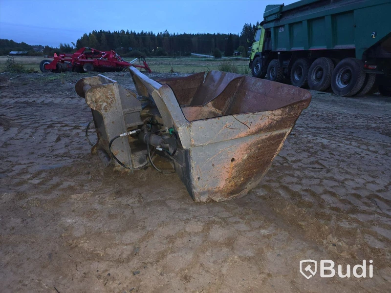 Hydraulisk slänt/planeringsskopa