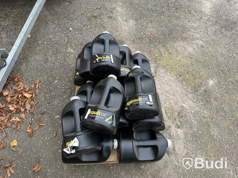 16 st 4L dunkar med hydraulolja