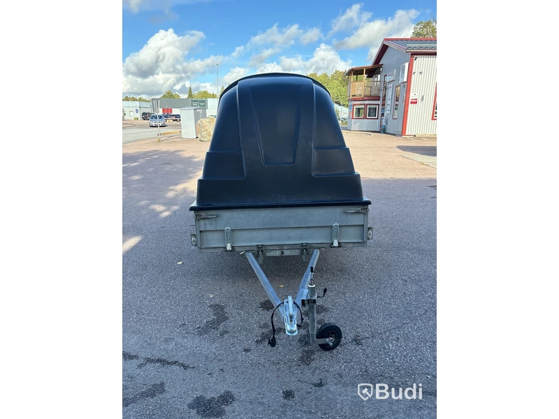 Släpvagn med kåpa Majava M 5032 LJ | 2016