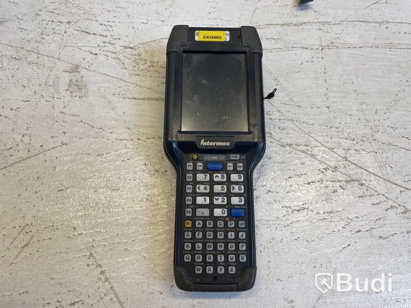 Parti med Handdatorer Honeywell och Intermec olika sorter. Samt Motorola laddare inklusive 3 st. batterier.