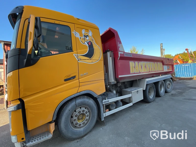 Tippbil Volvo FH 8X4 16.1 I-Shift  550 hp -2014 | Reparationsobjekt