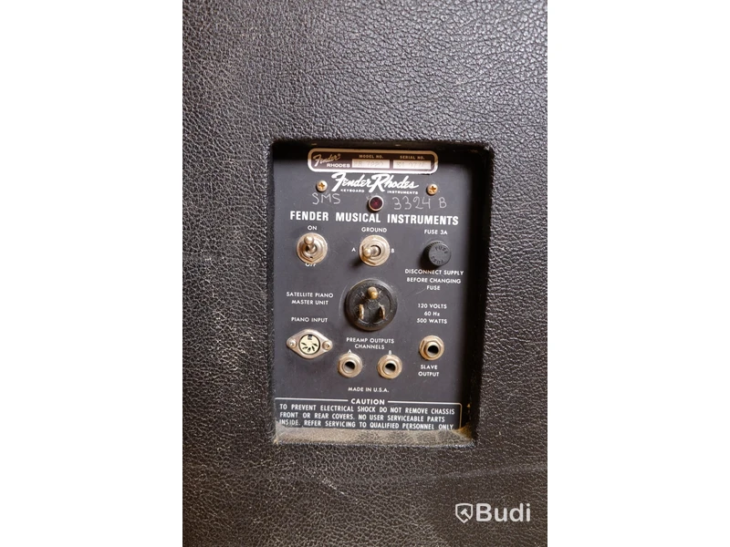Fender Rhodes satellithögtalare
