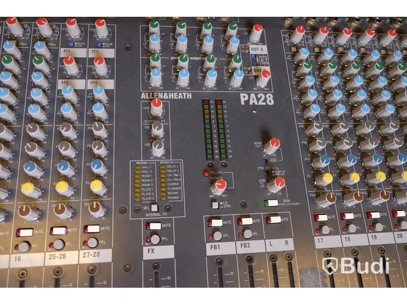 Allen & Heath PA 28