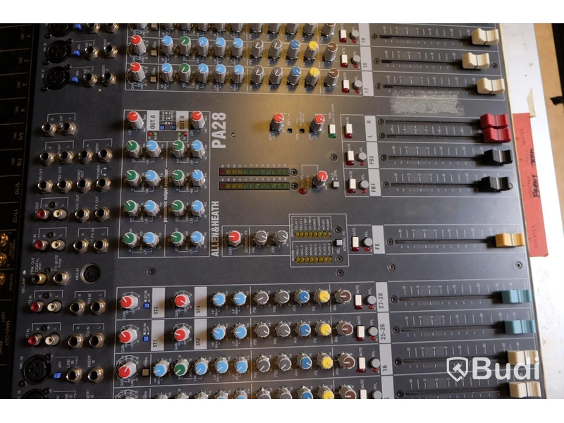 Allen & Heath PA 28