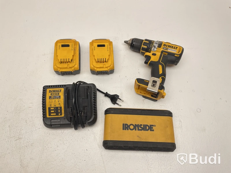 Skruvdragare Dewalt, DCD790 och Bitssats Ironside