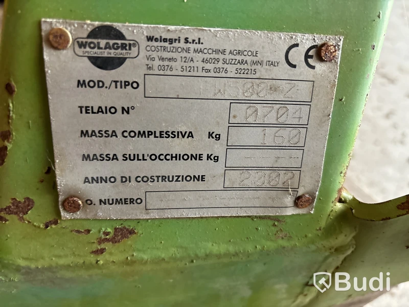 Småbalspress med inplastare Wolagri R500