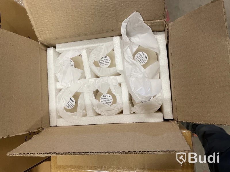 Parti med led ljus, Eledea, off white