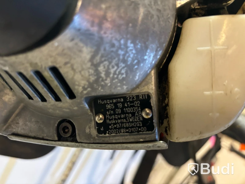 Grästrimmer Husqvarna 323, rep-objekt