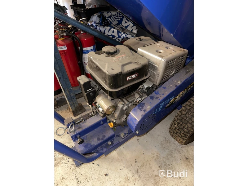 Flismaskin - Bonnet Wood Chipper 900E