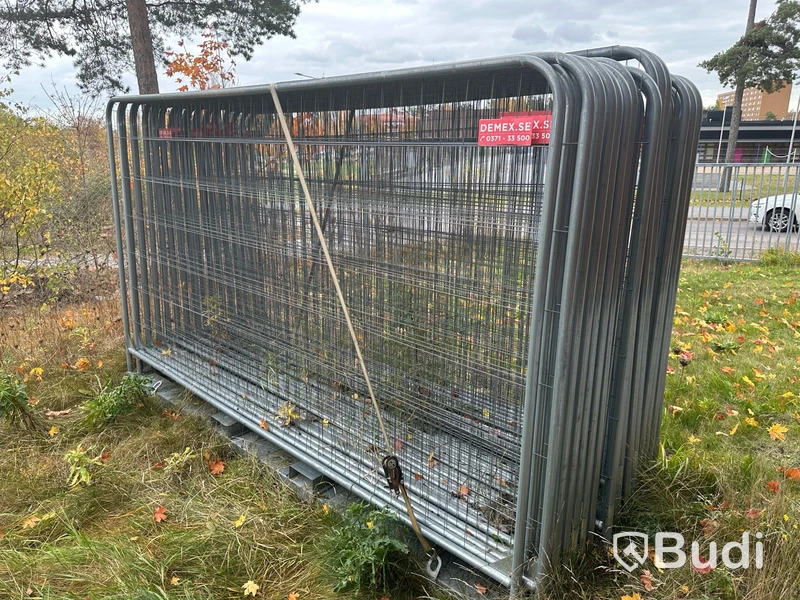 Byggstaket samt fötter