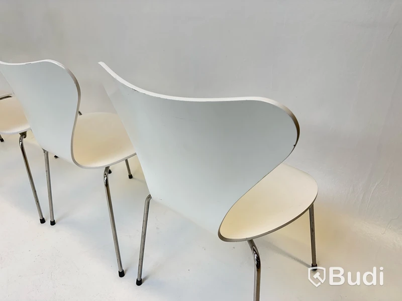 4 st. stolar Republic of Fritz Hansen, Design Arne Jacobsen.