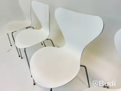 4 st. stolar Republic of Fritz Hansen, Design Arne Jacobsen.
