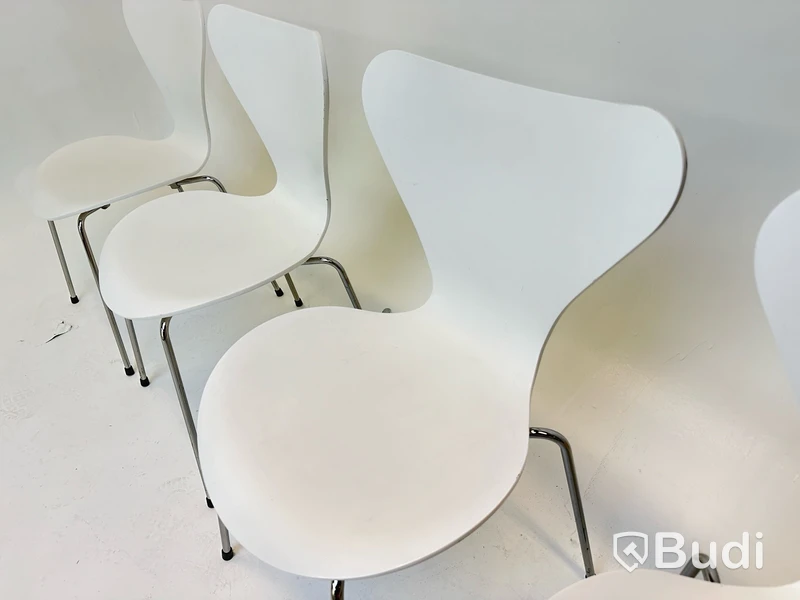 4 st. stolar Republic of Fritz Hansen, Design Arne Jacobsen.