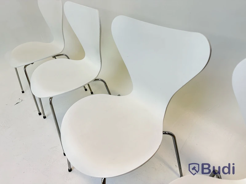 4 st. stolar Republic of Fritz Hansen, Design Arne Jacobsen.