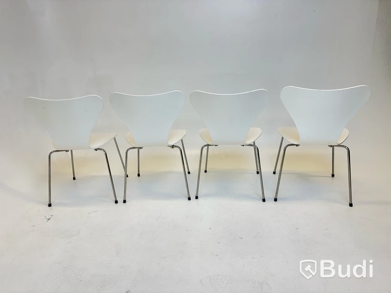 4 st. stolar Republic of Fritz Hansen, Design Arne Jacobsen.