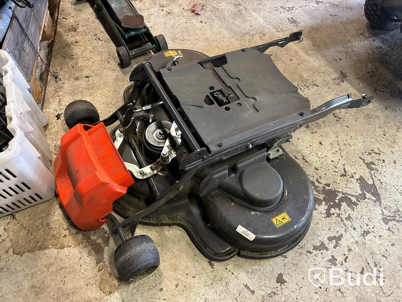 Åkgräsklippare - Husqvarna R 216T AWD