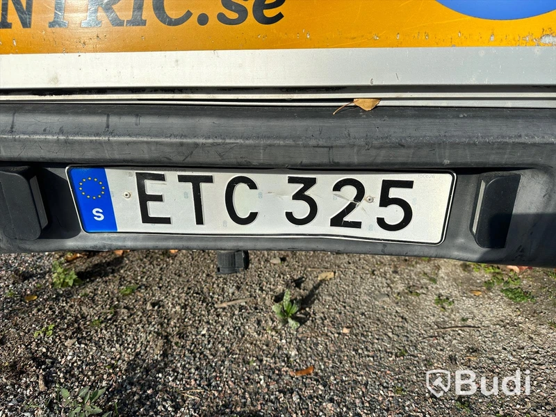 Peugeot Partner Pickup 1.6 HDi Manuell 90HK -2015 | Reparationsobjekt inga nycklar