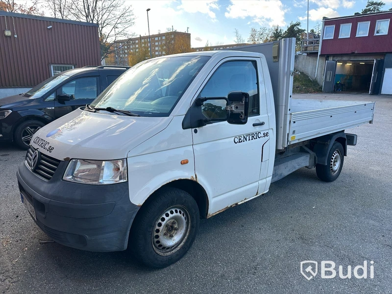 Volkswagen Transporter Pickup  T30 2.5 TDI Automatisk, 131hk -2007 | Bes tom 2025-03 |  Reparationsobjekt