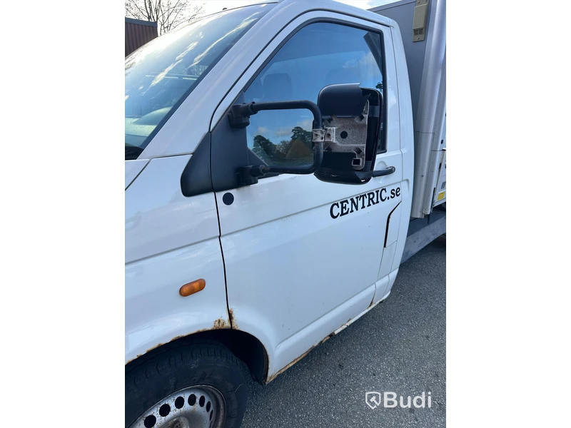 Volkswagen Transporter Pickup  T30 2.5 TDI Automatisk, 131hk -2007 | Bes tom 2025-03 |  Reparationsobjekt