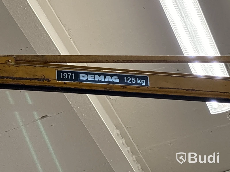 Pelarsvängkran Bemag.