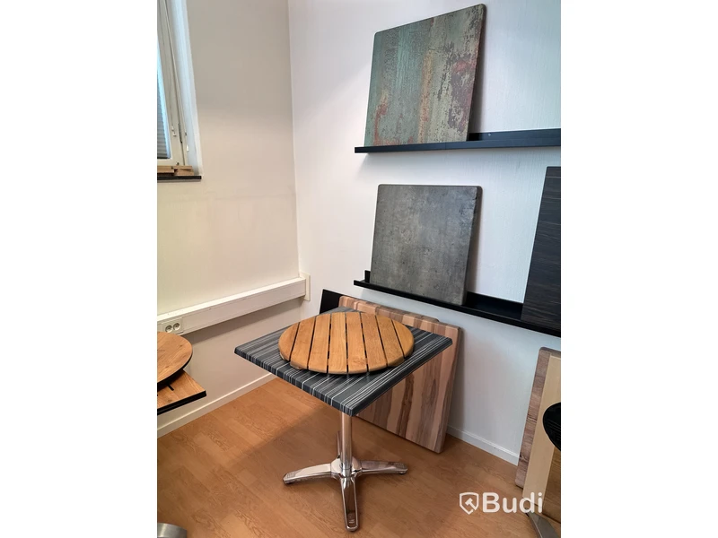 Bordstativ samt 7 st. Bordskivor