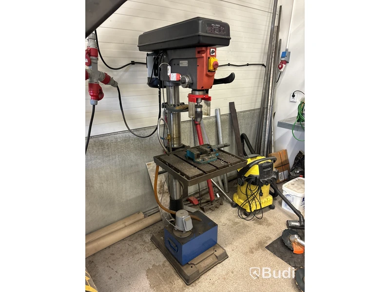 Pelarborr DP2032F