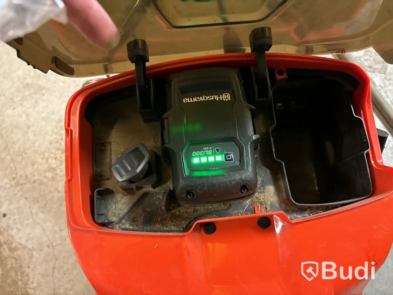 Batteridriven gräsklippare Husqvarna