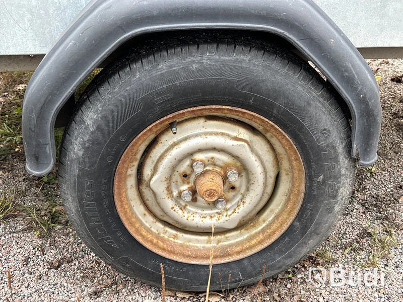 Obromsad släpvagn med kåpa | TGAB F202U | 2002